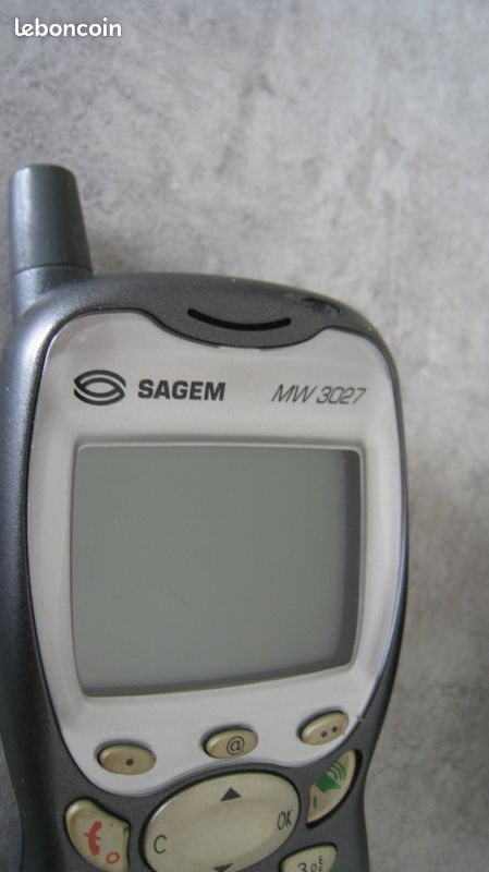 Téléphone Vintage Sagem MW 3027 - Design Rétro et Authentique | UK