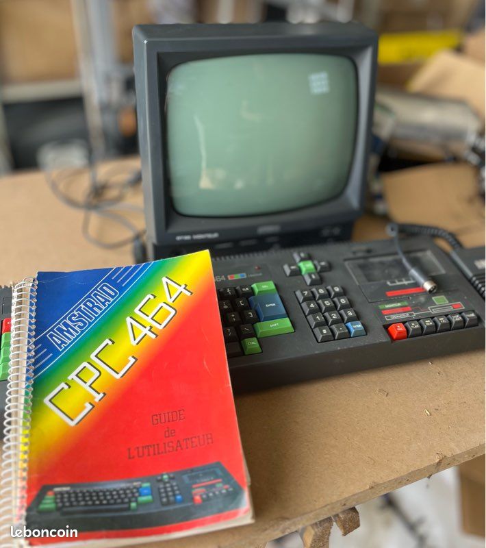 ordinateur vintage Amstrad CP 464 couleur année 1984 bon état