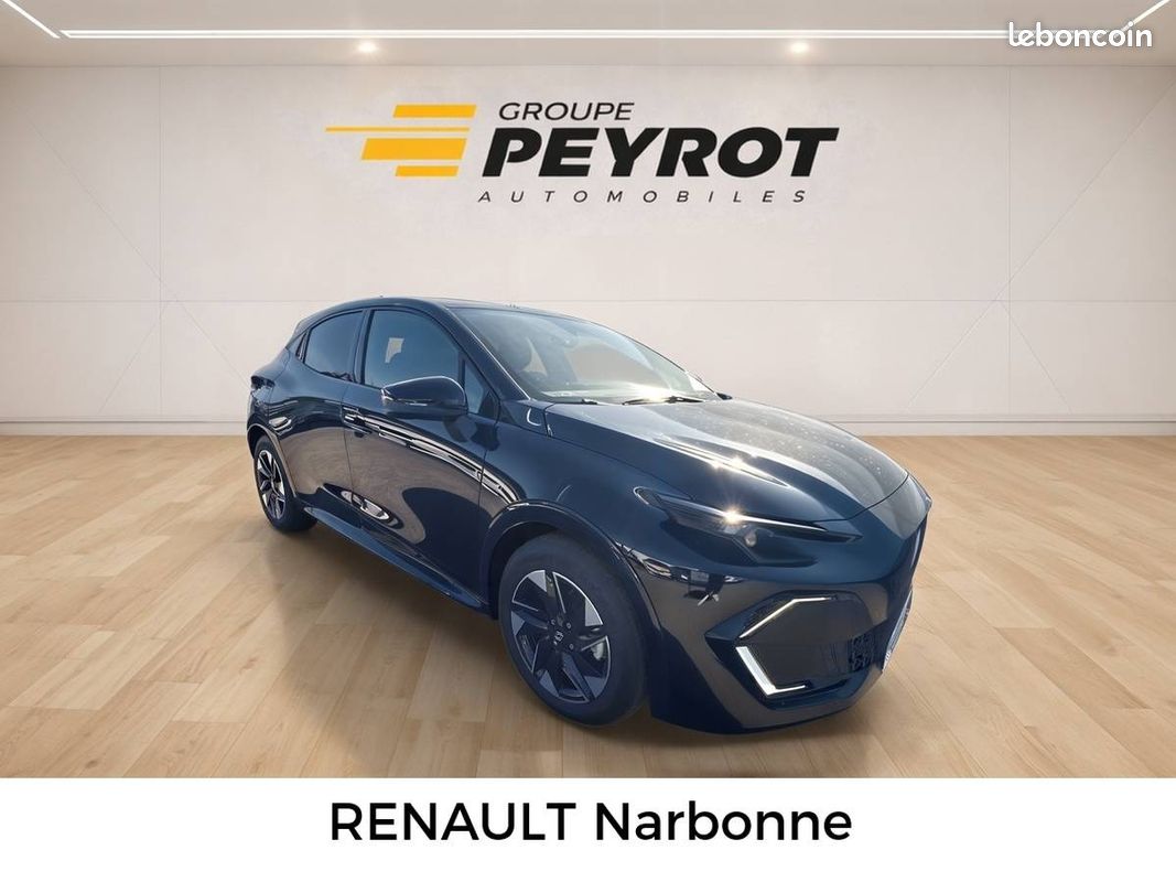 RENAULT Clio E-Tech full hybrid 160 ch Techno (image 9)