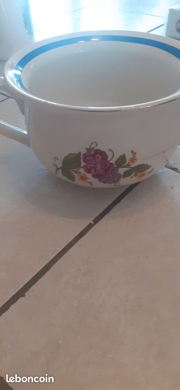 Pot de chambre (image 1)