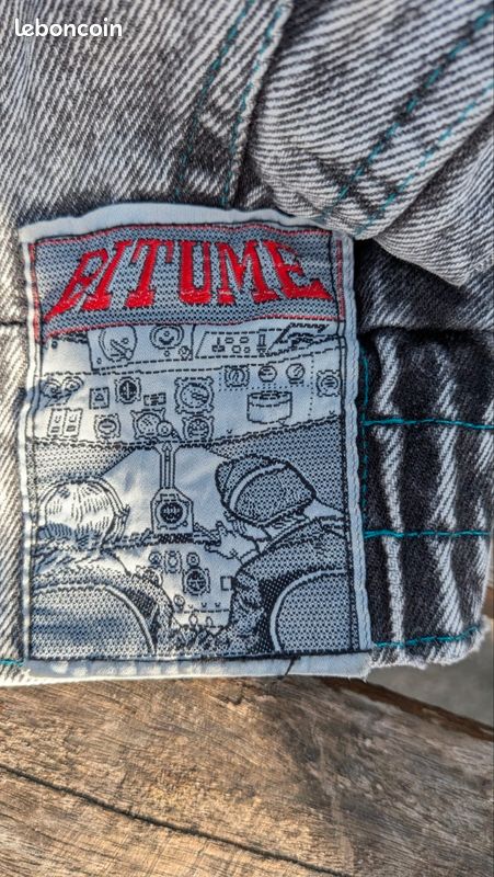 [PIÈCE ARCHIVE] Veste Denim Bitume Paris - État Neuf - Ultra Rare interieur — LBC AT'Brocante Troyes