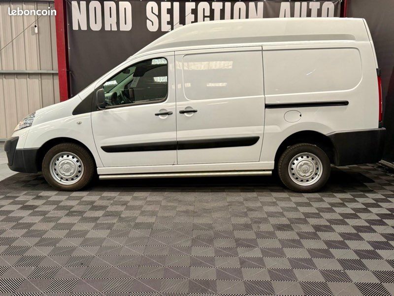 TOYOTA PRO ACE 2.0 128 CH BV6 L2 H2 2 PLACES TVA RECUPERABLE REG LIM CLIM DOUBLE PORTE LATERAL 141.920km (image 4)