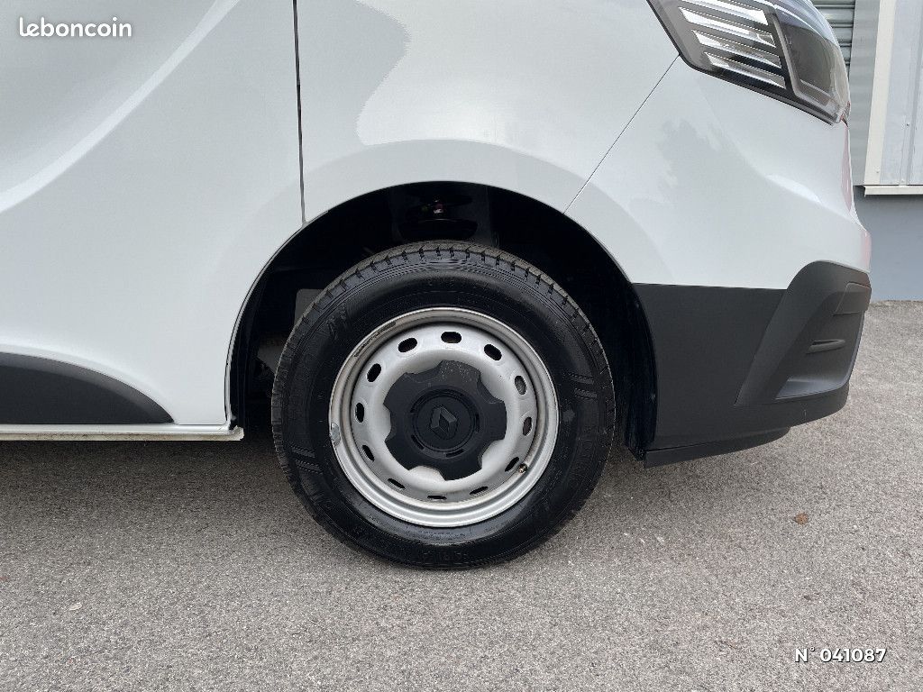 Renault Trafic FOURGON FGN L1H1 3000 KG BLUE DCI 130 CONFORT (image 8)