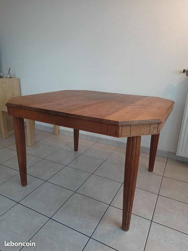 Table de salle à manger en bois pour 4 personnes (image 1)
