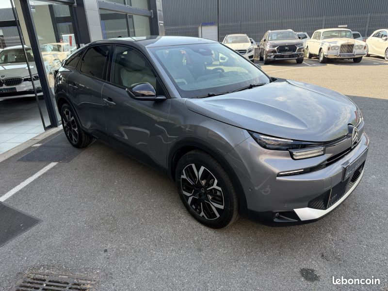 Citroen C4 1.2 HYBRIDE 136CH S&S MAX AUTOMATIQUE (image 3)