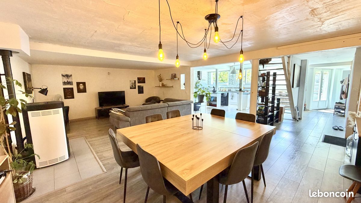 Maison 5 pièces 152 m² · à Val d'Erdre-Auxence · 152 m² · 232 000 €