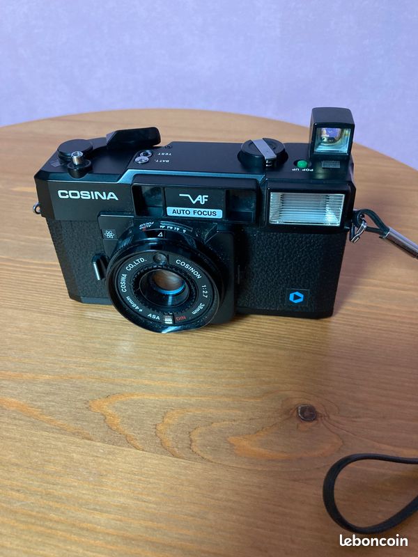 Cosina Compact 35E Appareil Photo Avec Objectif Cosinon 1:2.7 38Mm