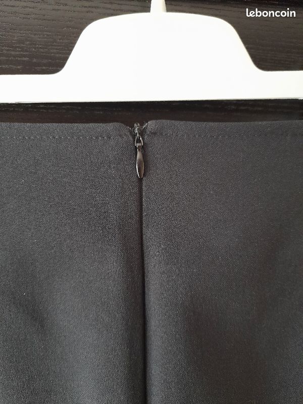 Pantalon noir Taille 38 (image 4)