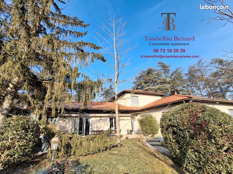 Maison 7 pièces 185 m² · à Craponne · 185 m² · 699 000 €