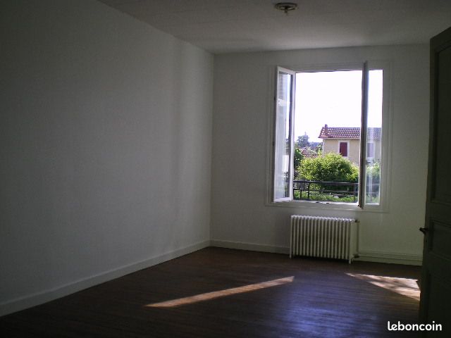 Maison Individuelle T4 de 90 m² + Greniers 30 m² - Coutras 33230 (image 3)