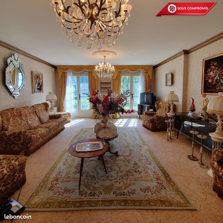 Maison 7 pièces 213 m² · à Mardié · 213 m² · 419 000 €
