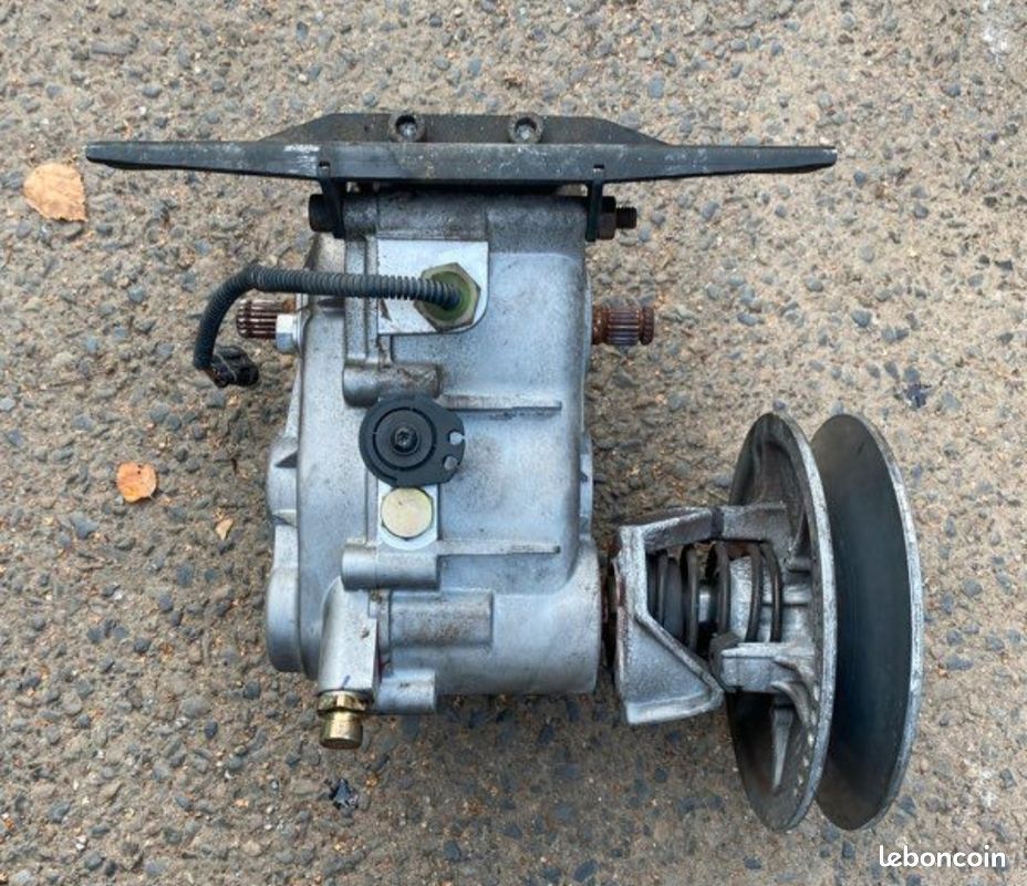 Boîte De Vitesse Pour Ligier Prima Avec Moteur Perkins 2 Cylindres - Pièce D'occasion Fonctionnelle