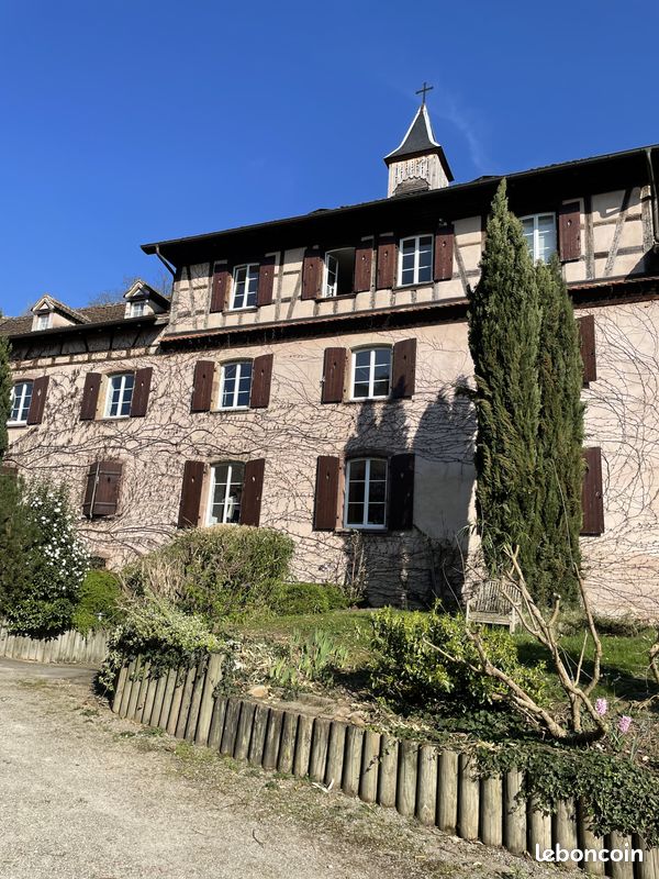 Appartement 3 pièces 133 m² · à Strasbourg · 133 m² · 1 700 €/mois