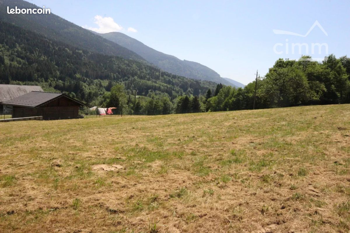 Terrain 1979 m² Bourget-en-Huile (image 2)