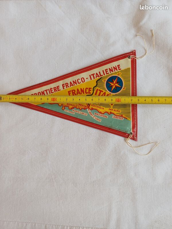 Ancien fanion de collection (image 3)