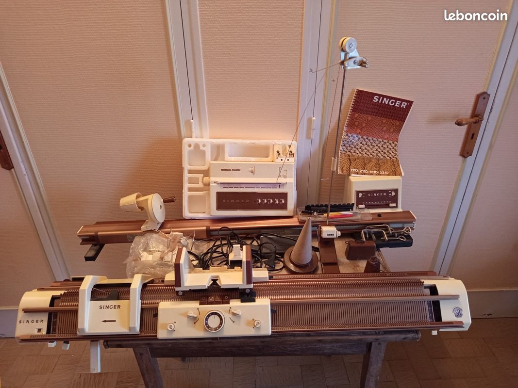 Machine à tricoter Brother KH864 - Loisirs créatifs
