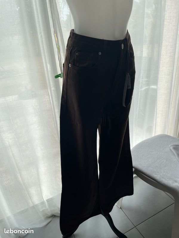 Jeans marron super wideleg marque "Stradivarius" taille 36 neuf avec étiquette (image 3)