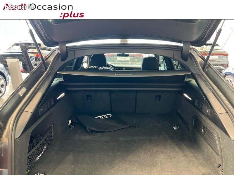 Audi A6 Avant 55 TFSI e 367ch Compétition quattro S tronic 7 (image 30)