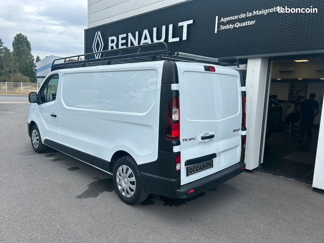 Renault Trafic 2l dCi 120 Grand Confort L2H1 (image 3)