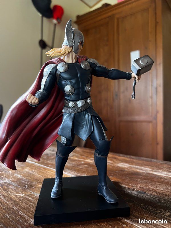THOR ODINSON STATUE ARTFX PREMIER 1/10 MARVEL UNIVERSE KOTOBUKIYA 30 CM