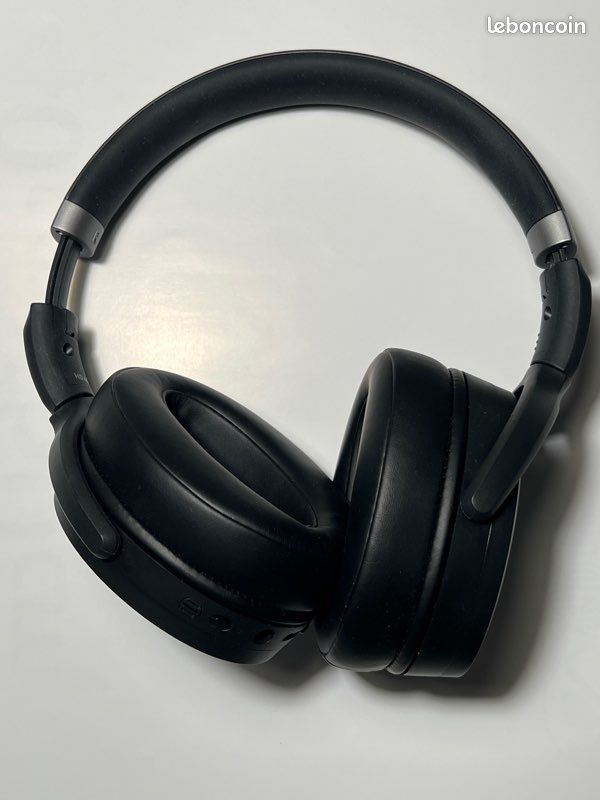 Casque audio sans fil Sennheiser HD 450BT (image 1)
