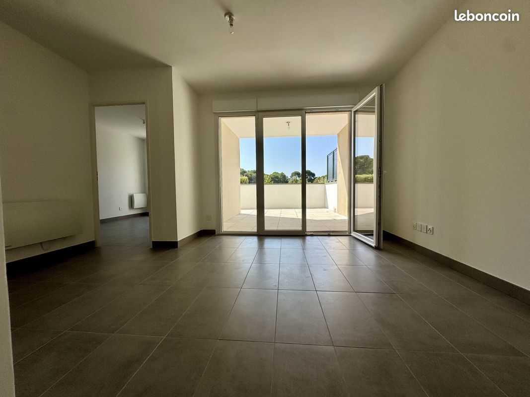 Appartement 2 pièces 38 m² · à La Londe-les-Maures · 38 m² · 262 500 €