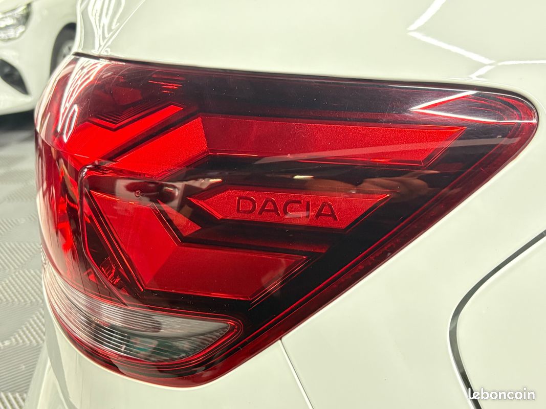 DACIA SANDERO TCe 90 - 22 (image 34)