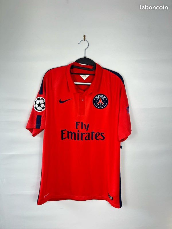 Maillot PSG Extérieur Rouge – Nike, Taille XL Enfant, Neuf Avec Défauts