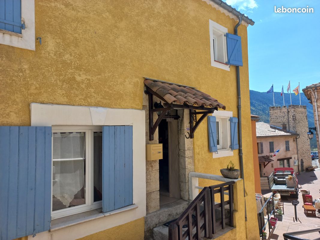 Maison 3 pièces 54 m² · à Saint-Auban · 54 m² · 98 000 €