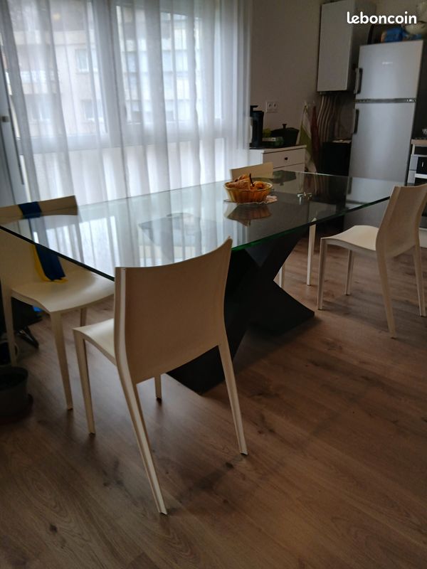 Table (image 2)
