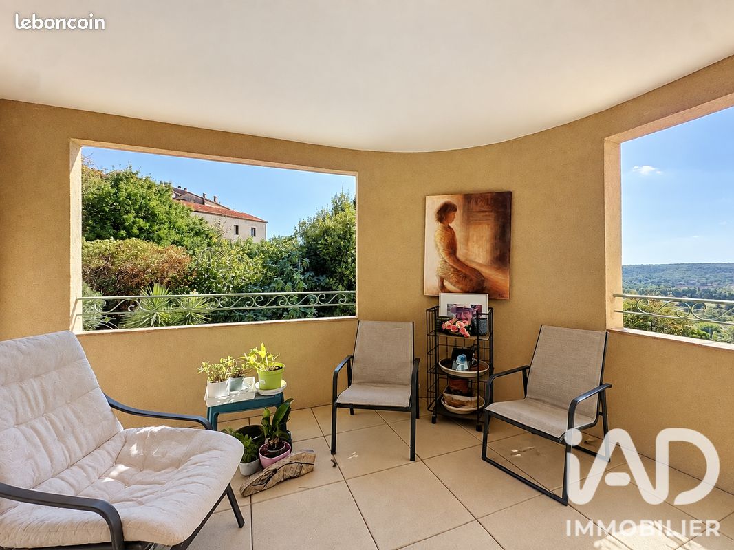 Appartement 3 pièces 69 m² · à Fayence · 69 m² · 284 000 €