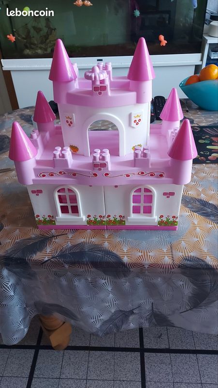 Chateau princesse Abrick (image 1)