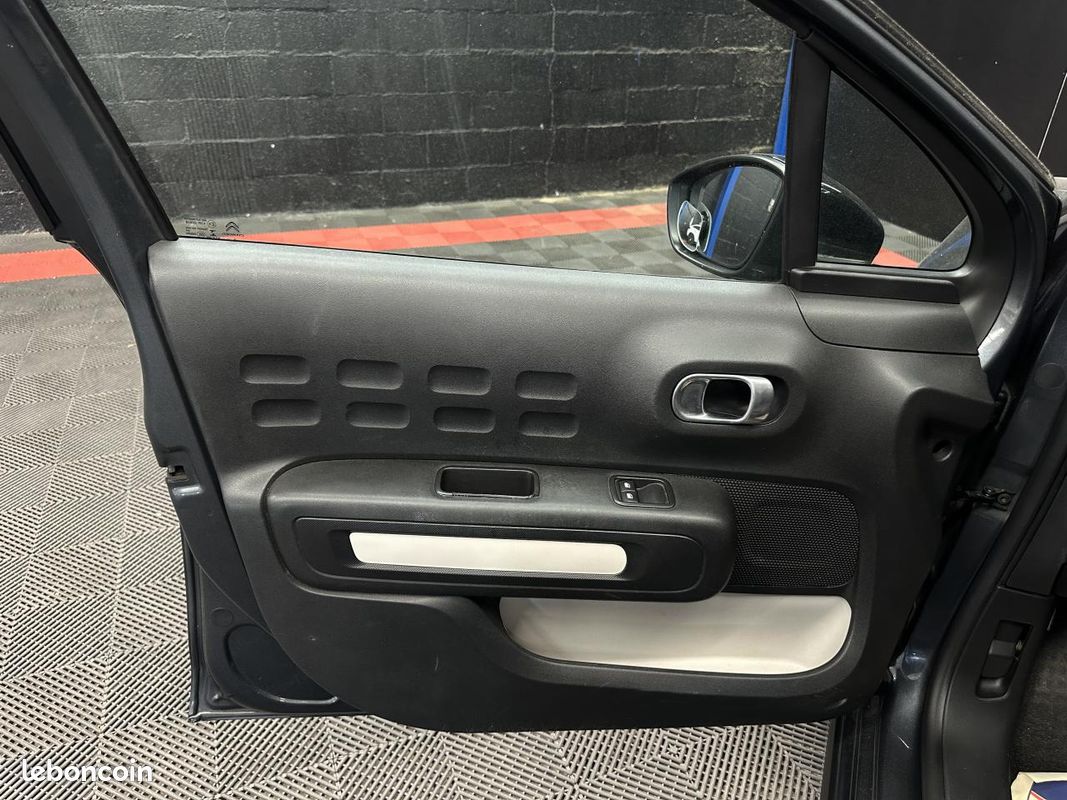 CITROEN C3 III 1.6 BlueHDi 75 CH / CLIMATISATION / FEEL (image 24)