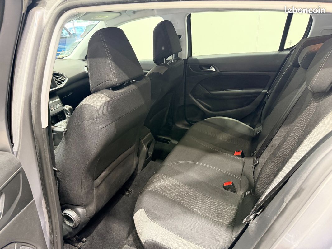 Peugeot 308 Style (image 16)