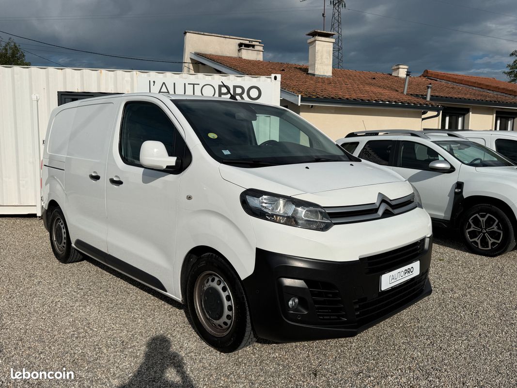 CITROËN JUMPY XS CarPlay Caméra de recul Excellent état (image 3)