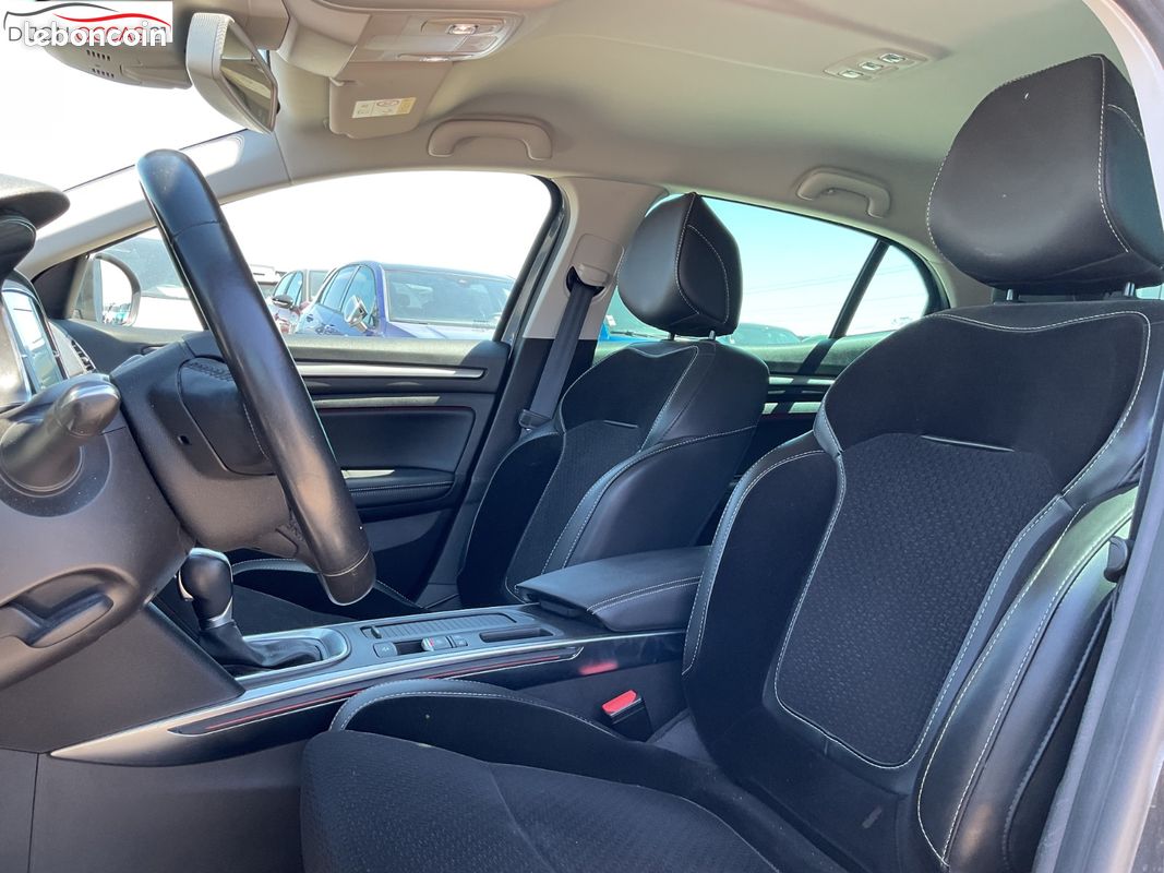 RENAULT MEGANE IV BERLINE Blue dCi 150 EDC Intens (image 17)