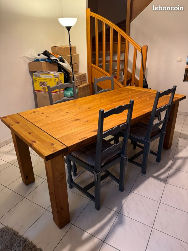 Table (image 1)