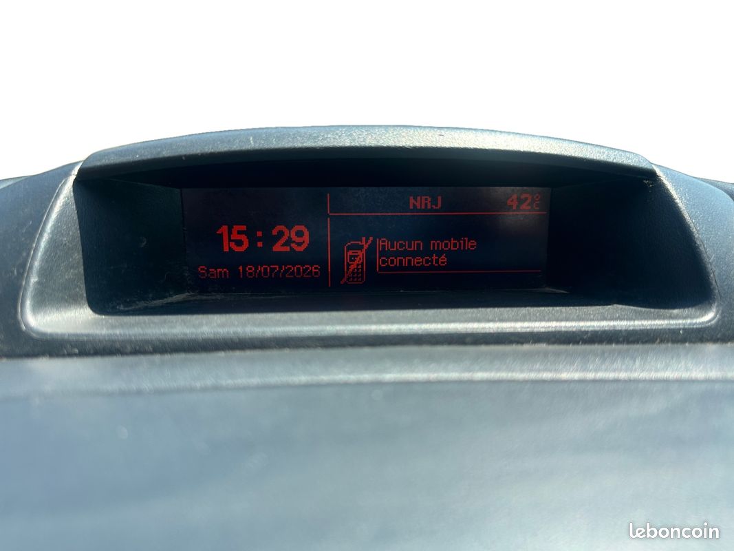PEUGEOT PARTNER MOTRICITE RENFORCEE 1.6 HDI 90Ch Garantie 12 mois / DISTRI OK / REGUL / CLIM / ATTELAGE / (image 17)