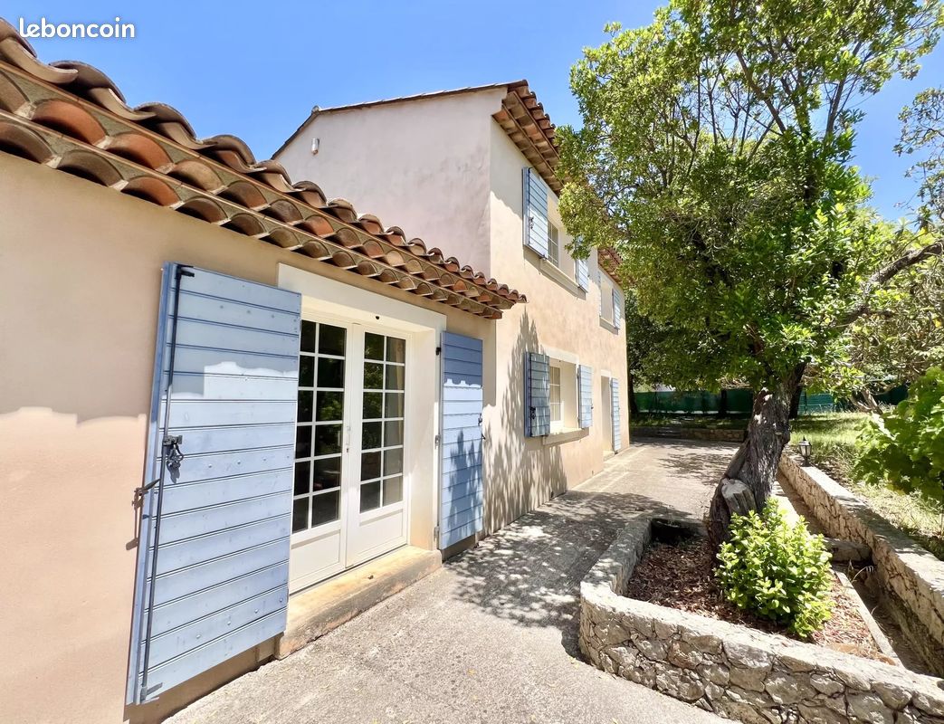 Maison 5 pièces 158 m² · à La Celle · 158 m² · 469 000 €