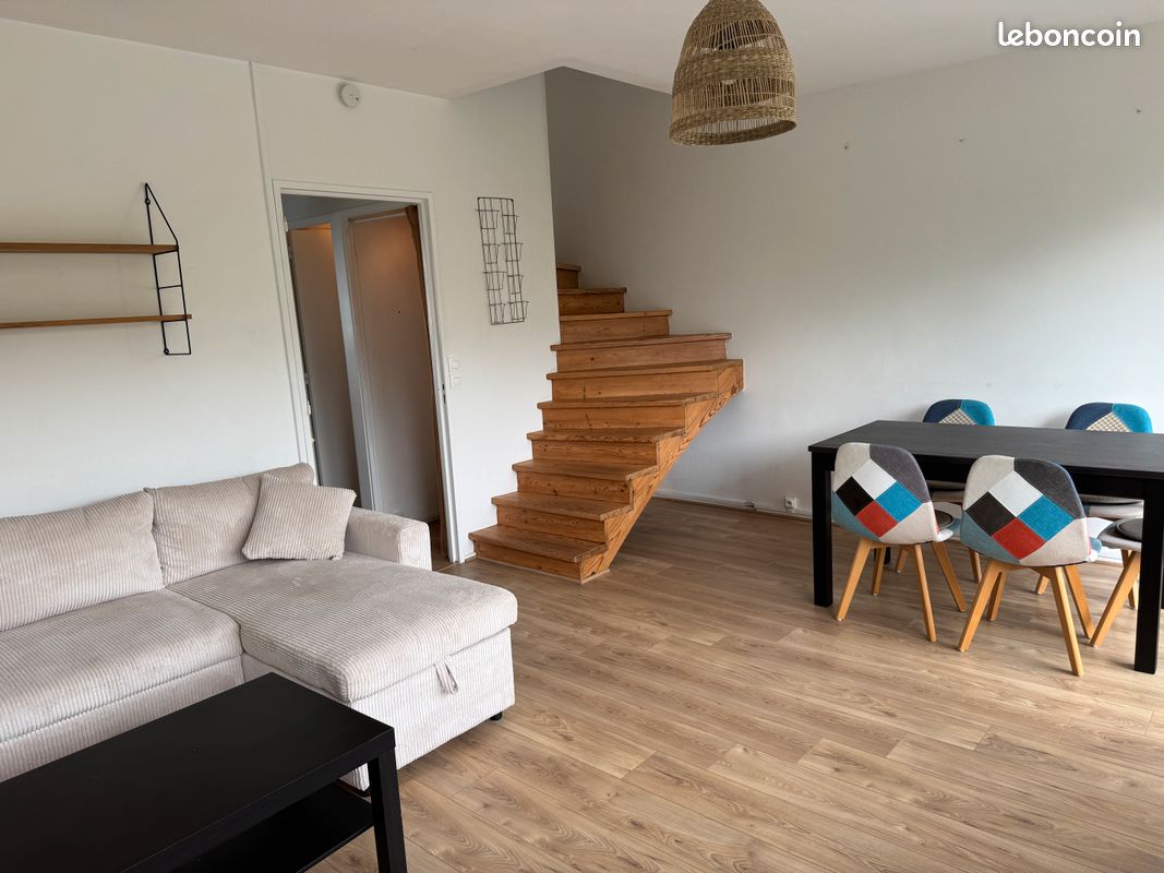 Appartement 4 pièces 67 m² · à Cenon · 67 m² · 1 090 €/mois