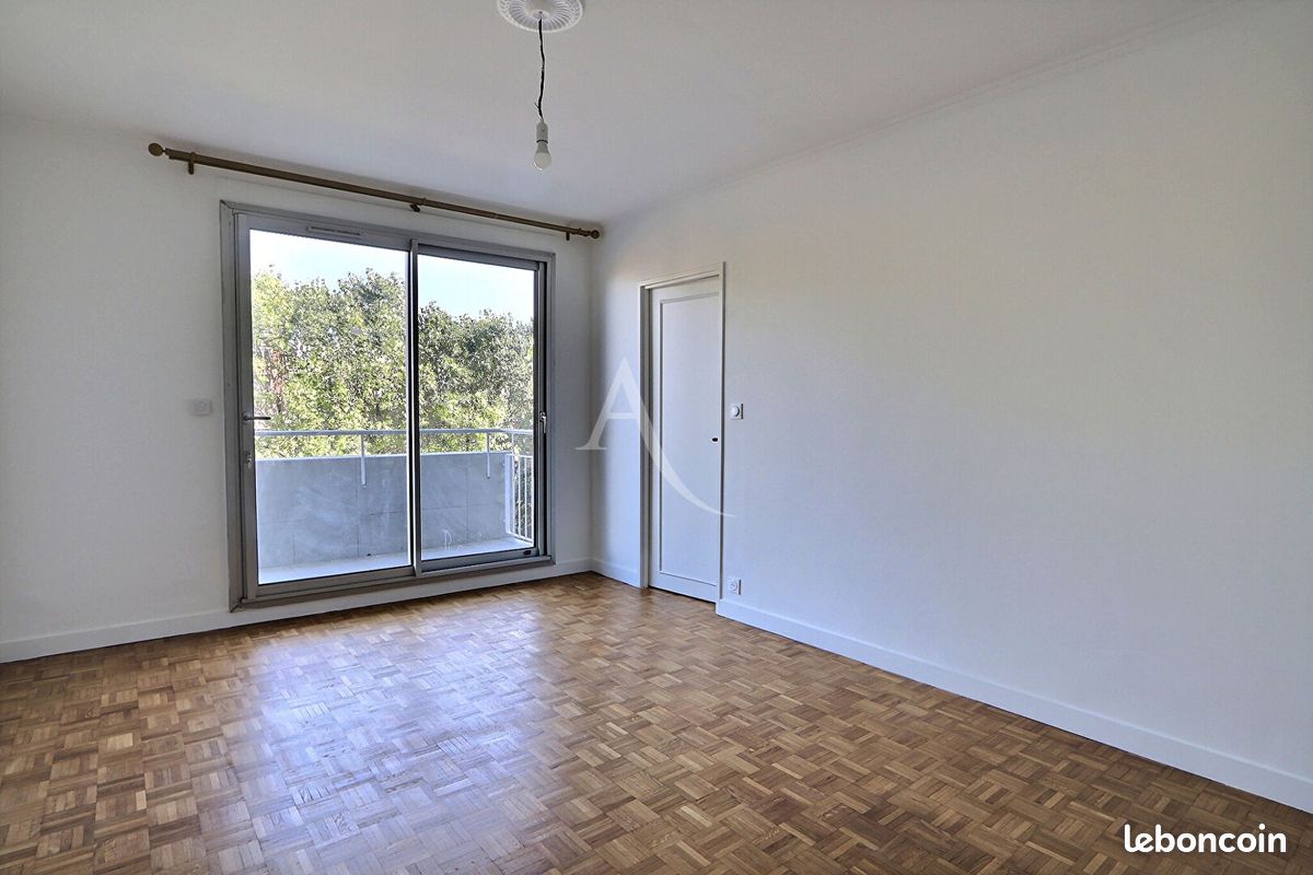Appartement 2 pièces 48 m² · à Aubervilliers · 48 m² · 950 €