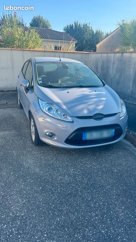 Ford fiesta (image 1)