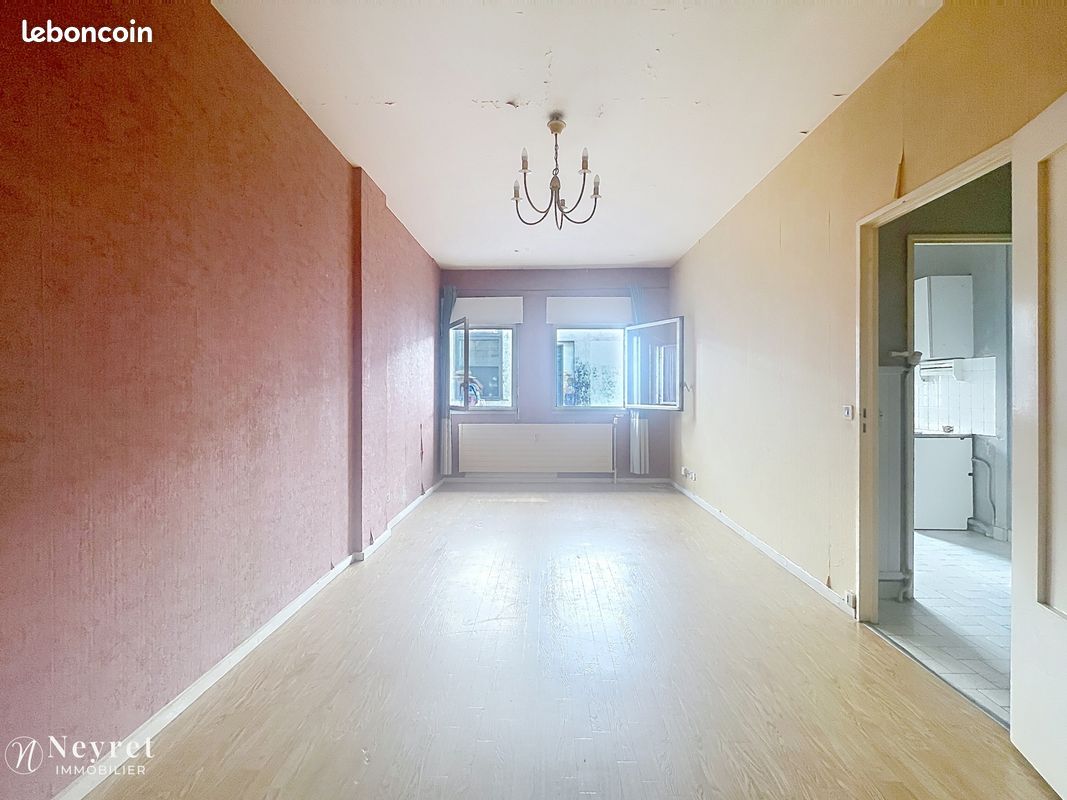 Appartement 1 pièce 35 m² · à Saint-Étienne · 35 m² · 35 000 €