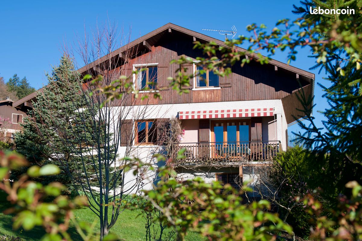 Maison 6 pièces 135 m² · à Fillière · 135 m² · 698 000 €