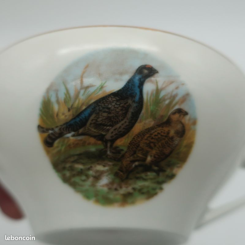 Tasse et sous-tasse ancienne porcelaine française décor faisans doré (image 2)