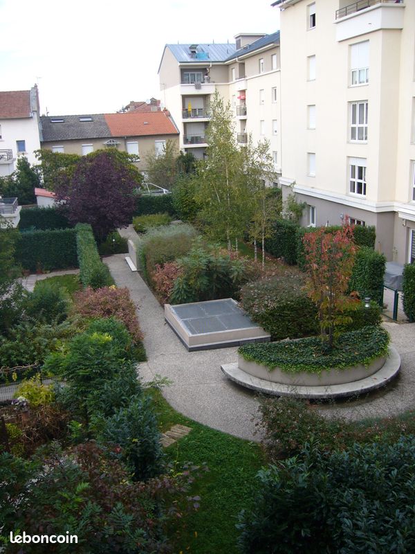 Appartement 4 pièces 96 m² · à Décines-Charpieu · 96 m² · 1 180 €/mois