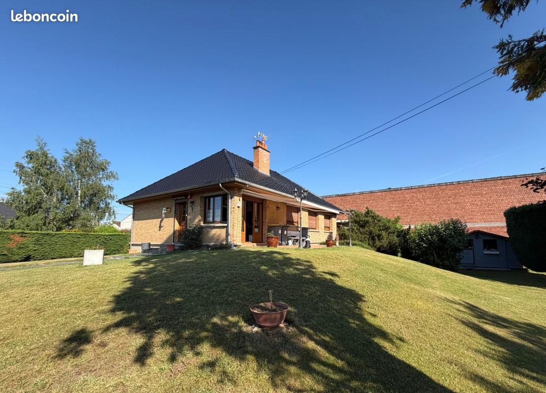 Maison 4 pièces 90 m² · à Bauvin · 90 m² · 279 000 €