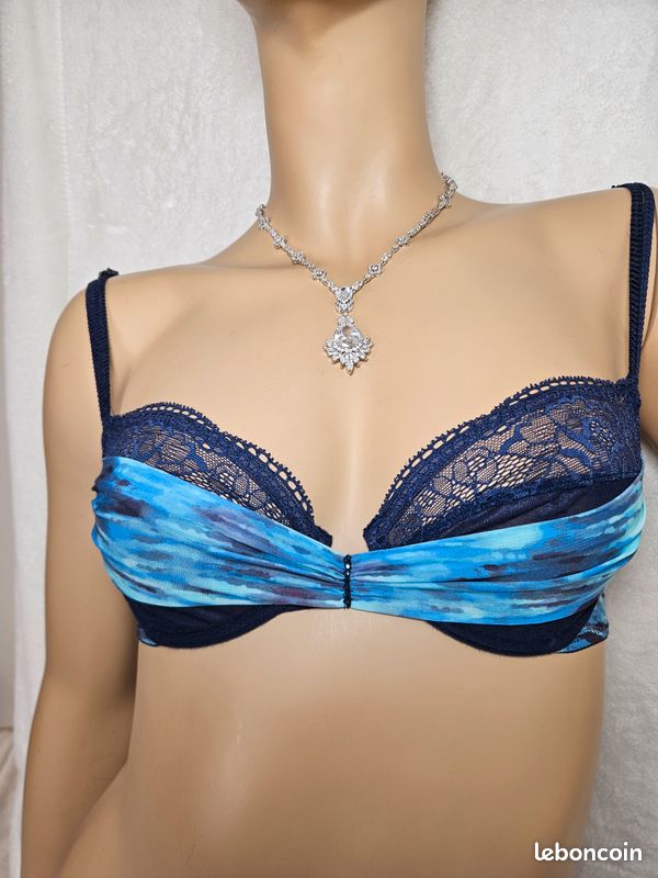 MAISON LEJABY Délicieuses Dentelles soutien gorge FR 85E bleu neuf 15032