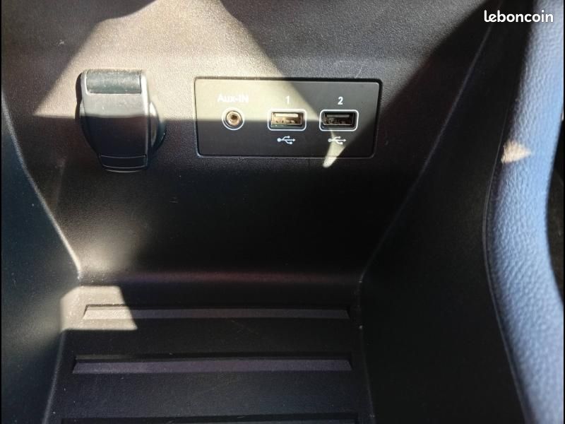 Renault Clio 1.5 Blue dCi 85ch Business (image 15)