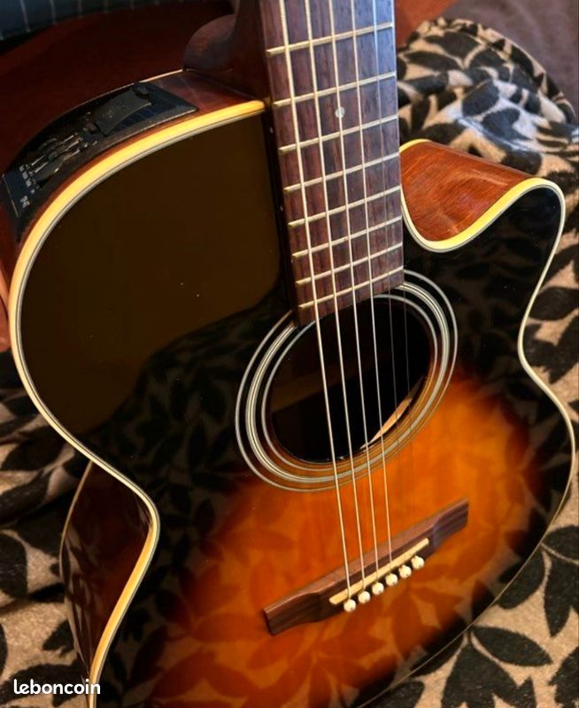 Takamine - eg260c- bsb + Ampli + Case rigide (image 18)